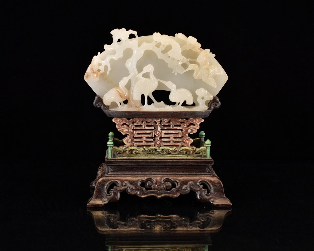 FINE CARVED CHINESE WHITE JADE FAN SHAPED JADE TABLE (1 of 10)