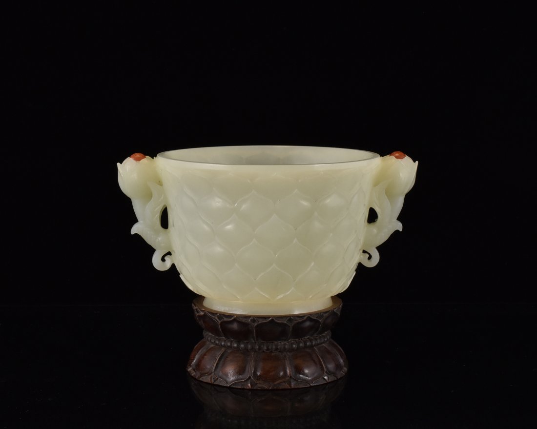 A CARVED FINE CHINESE JADE OF CENSER ON STAND (1 of 8)
