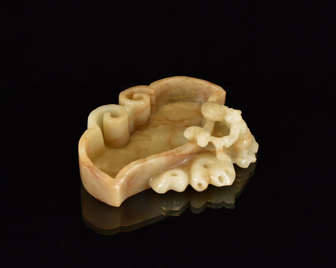 RUYI BAT SHAPED JADE BRUSH WASHER (1 of 9)