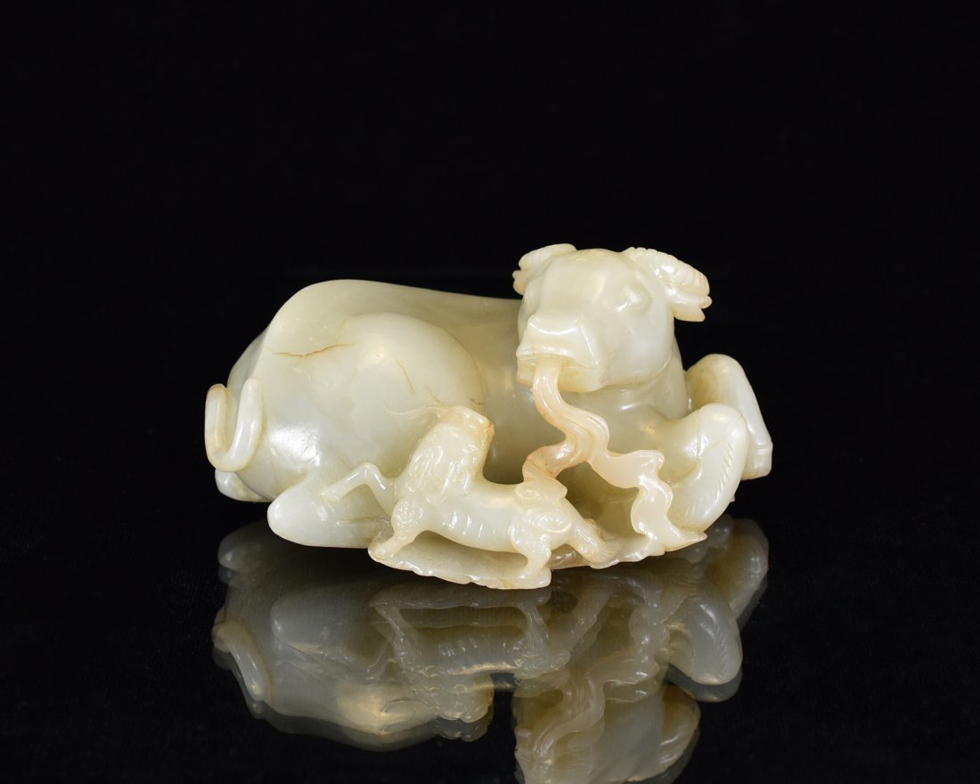 CARVED CHINESE JADE OF OX AND KIRIN (1 of 10)