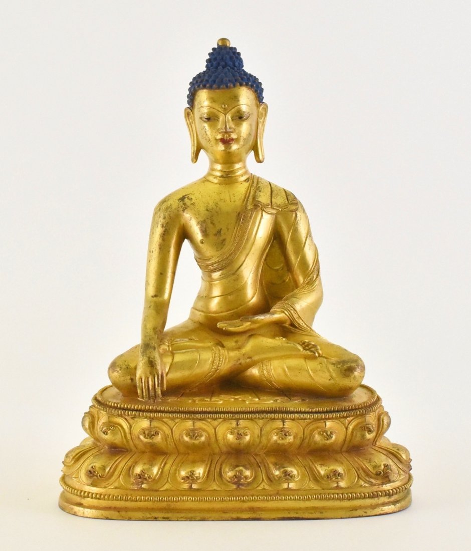 LARGE GILT BRONZE BUDDHA WITH PAINTED EYES (1 of 10)