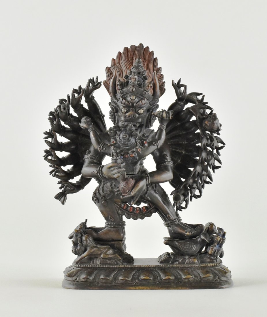 18/19TH C. QING DYNASTY BRONZE BUDDHA, VAJRABHAIRAVA: FINE QING DYNASTY PERIOD, CHINESE SINO-TIBETAN BRONZE BUDDHA FIGURE OF DHARMAPALA YAMANTAKA AS VAJRABHAIRAVA. Qing Dynasty (1644-1911) Period, and of Period 18th/19th C. The bronze finely casted resem