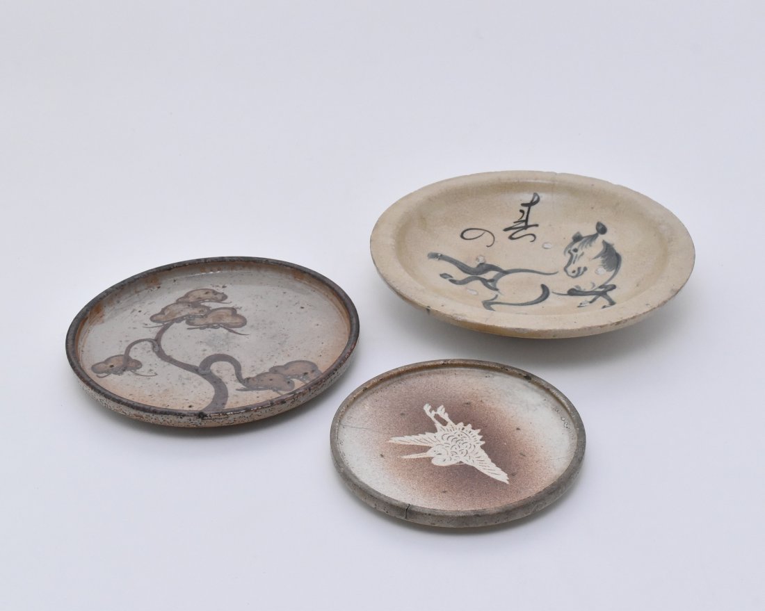 SET OF 3 PCS JAPANESE POTTERY PLATE (1 of 8)
