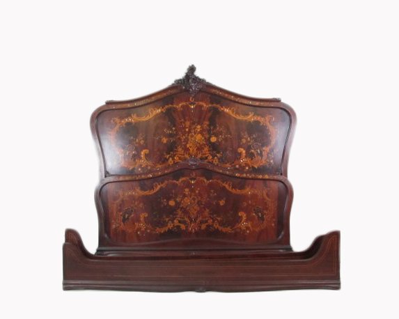 R.J. HORNER BEDROOM SET CIRCA 1910 (1 of 5)