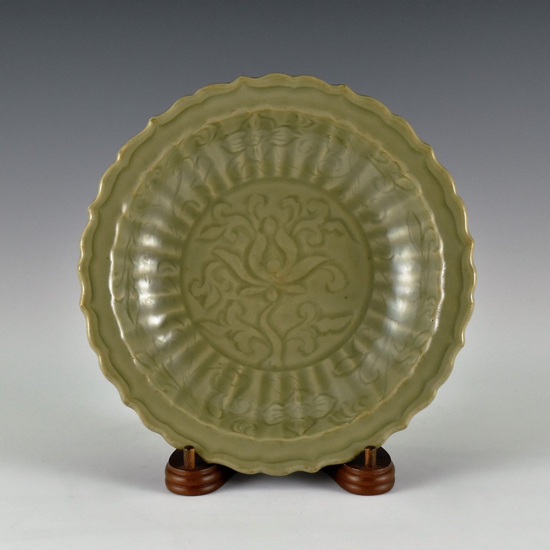 MING NIGHT LOTUS BLOOMS LONGQUAN CELADON PLATE (1 of 10)