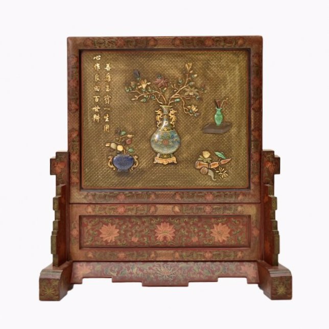 LARGE LAQUERED CLOISONNE INLAID TABLE SCREEN: Large lacquered panel with semi-precious hard stone inlaid Chinese table screen, of rectangular shaped, adorned with semi-precious stones inlaid, including carnelian, agate, lapis-lazuli, jadeite, amb