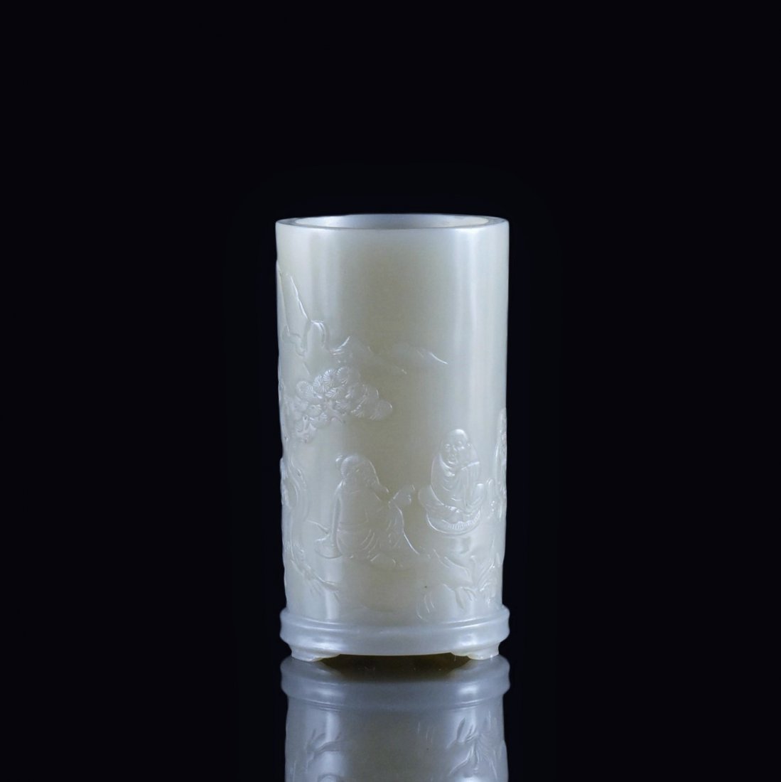 CARVED CHINESE JADE BRUSH POT (1 of 9)