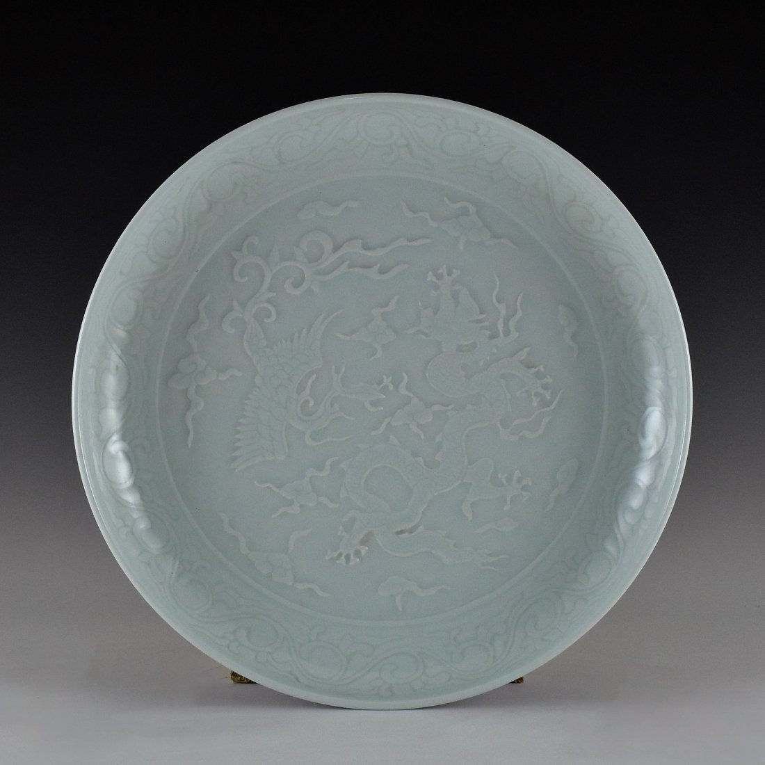 XUANDE DRAGON AND PHOENIX SGRAFFIATO PORCELAIN CHARGER (1 of 10)