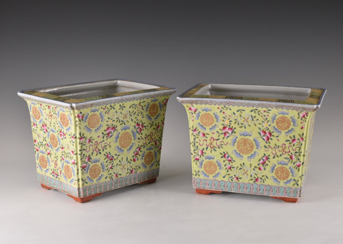 PAIR OF FAMILLE ROSE RECTANGULAR PORCELAIN FLOWER POTS (1 of 10)
