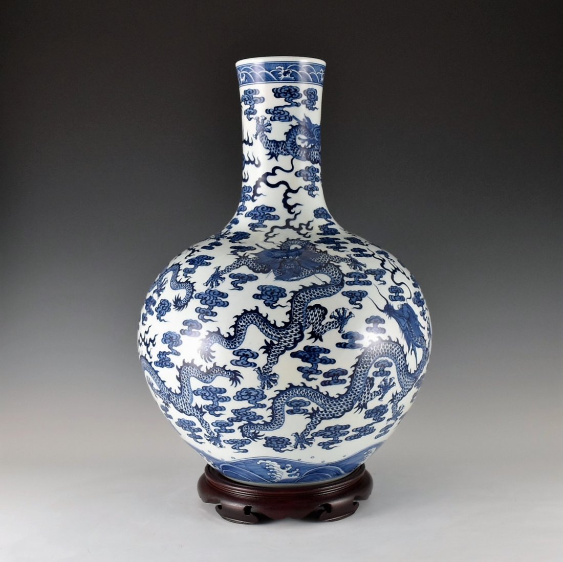 LARGE BLUE AND WHITE DRAGON CELESTIAL VASE ON STAND (1 of 10)