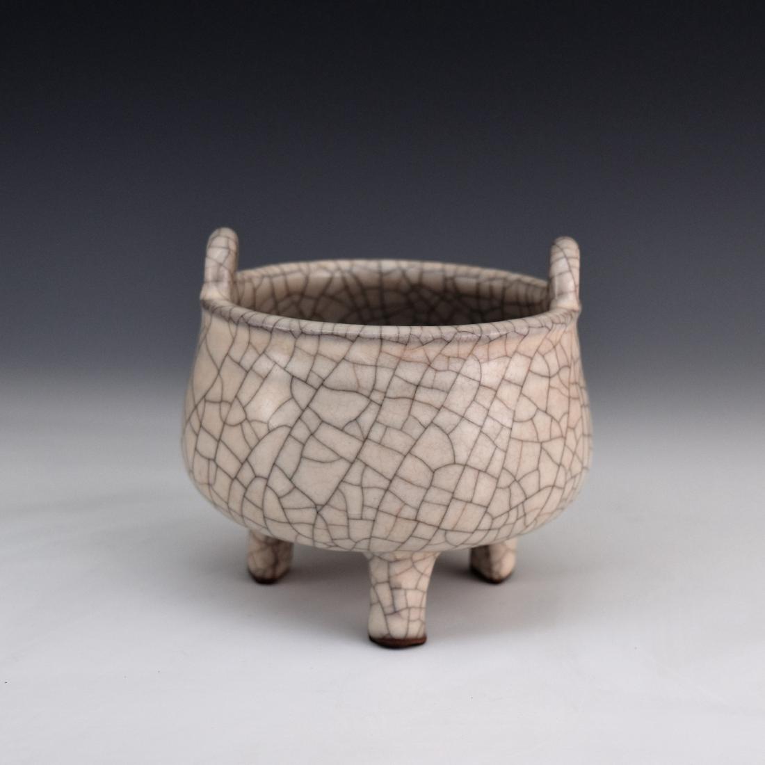 CRACKLE-GLAZED GE WARE CENSER (1 of 11)