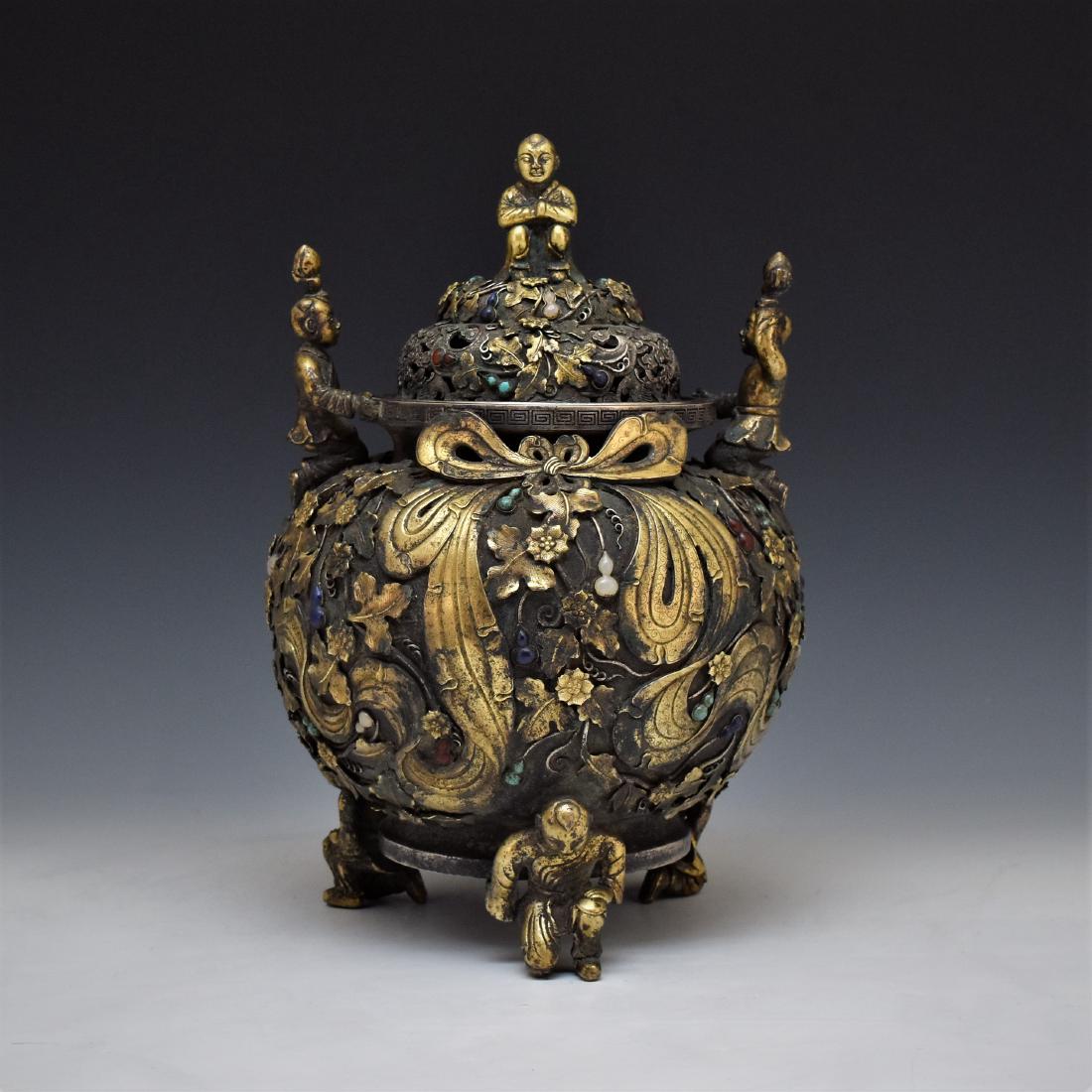 ANTIQUE CHINESE GILT SILVER COVERED  TRIPOD CENSER (1 of 11)