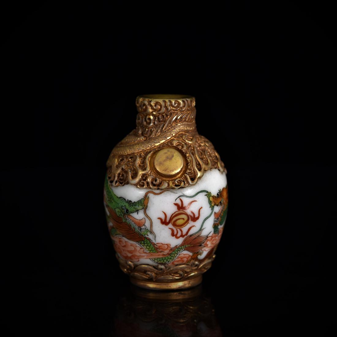 GILT OVER GLAZED PORCELAIN SNUFF BOTTLE (1 of 10)