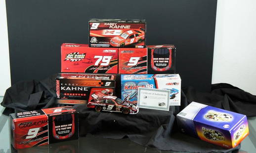 Kahne, Kasey: Kahne, Kasey, Action Collectibles, Choice of Champions, various sponsors, 10 x 4 1/2 x 3 1/2 in. (box), die-cast car 1:24 scale, from a limited edition,Evernham Mortorsports, quantity: 8