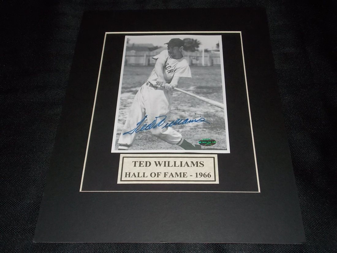 Ted Williams: TED WILLIAMS, Autographed 8x10 Photo, w/COA
