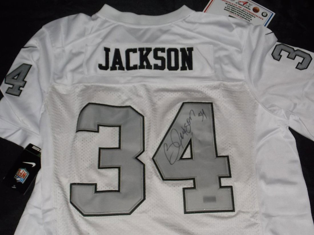 Jersey Autographed (1 of 1)
