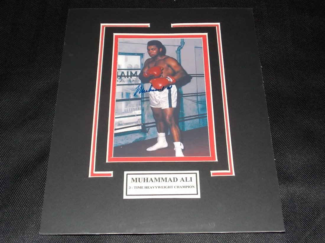 Muhammad Ali: Muhammad Ali, Autographed Matted photo, w/COA
