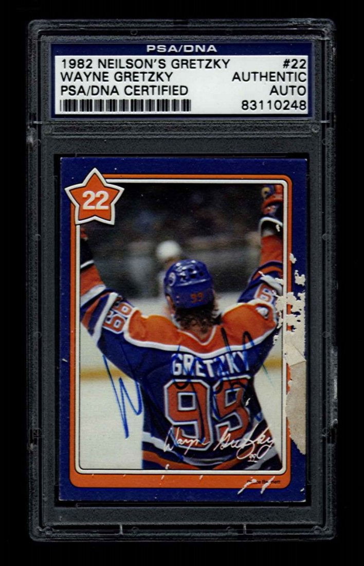 Wayne Gretzky Signed 1982 Neilson's Gretzky Card #22: Wayne Gretzky Signed 1982 Neilson's Gretzky Card #22 PSA DNA