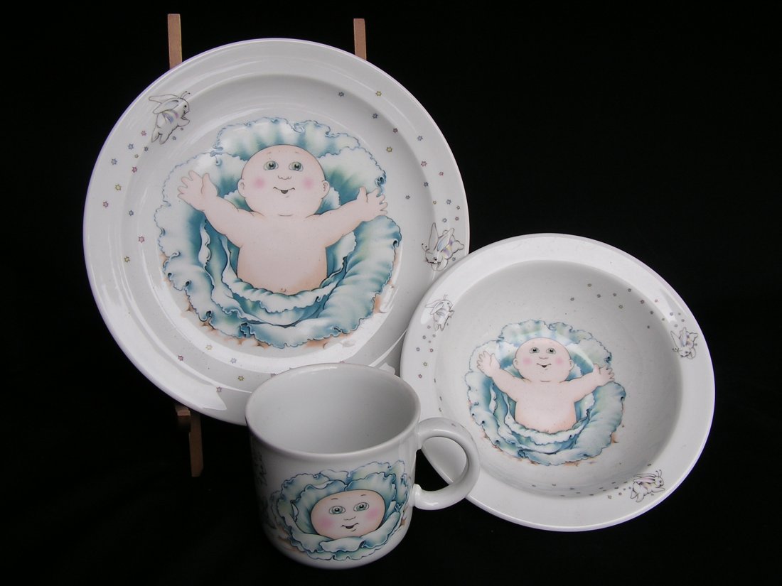 Cabbage Patch Baby Set: This is a great starter set for the baby in your life! It is Cabbage Patch made by Royal Worcester in England. It was made in 1984 and is in excellent condition. No chips, cracks or paint wear. Doesn'