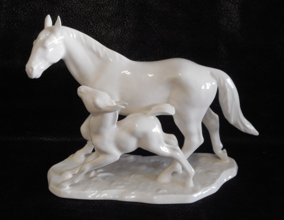 Noritake Horse and Foal: Vintage Noritake Horse and Foal porcelain.