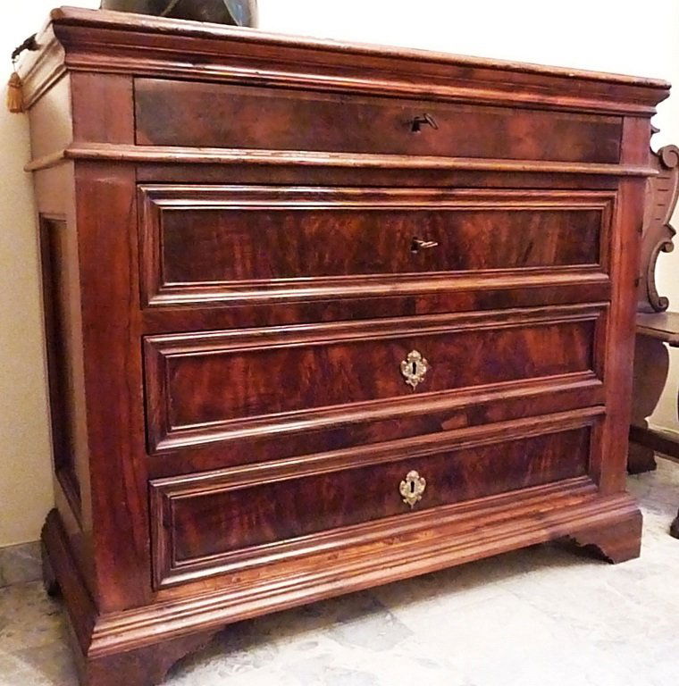 Italian 19th Century Como` Canterano: Como` Canterano in walnut and burl from central Italy Louis XIV 19th Century. 40" high 45 wide 21" deep