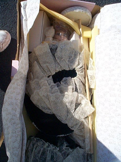 Rustie Collectible porcelain doll, "Cimmaron," No.: Rustie Collectible porcelain doll, "Cimmaron," No. 212 out of 1000. Comes with COA. Near mint in box. Buyer to pay $20.00 shipping and handling, all items to be sent USPS Priority Mail with Delivery C