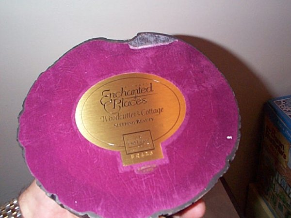 Walt Disney Enchanted Places, Wood Cutters Cottage - 2