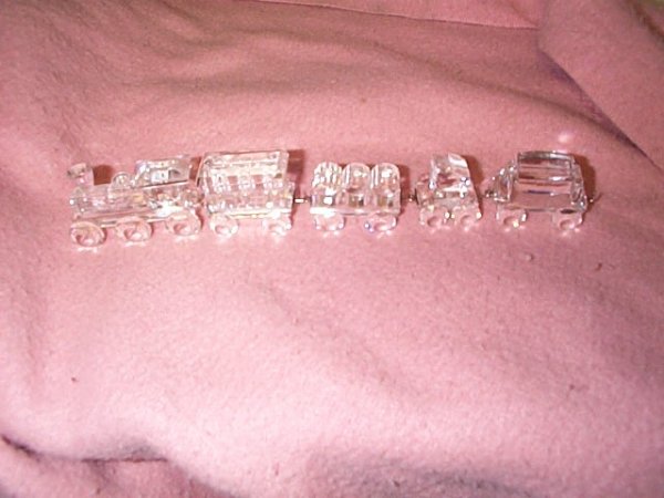 Swarovski crystal figurine - train w/4 cars. Meas
