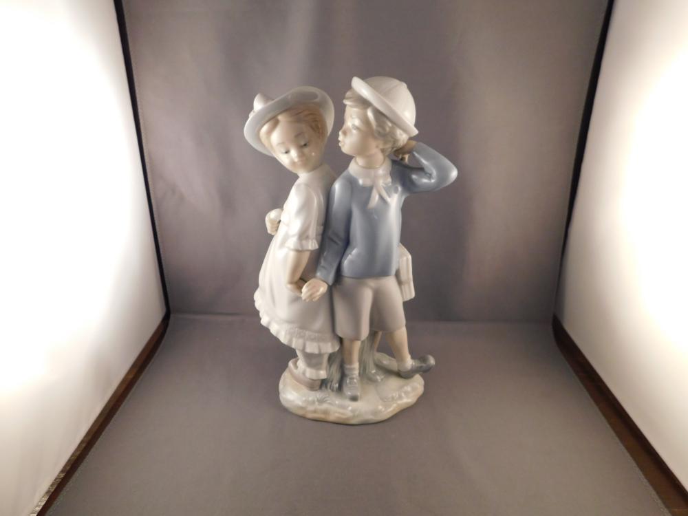 Lladro School boy and Girl (1 of 3)