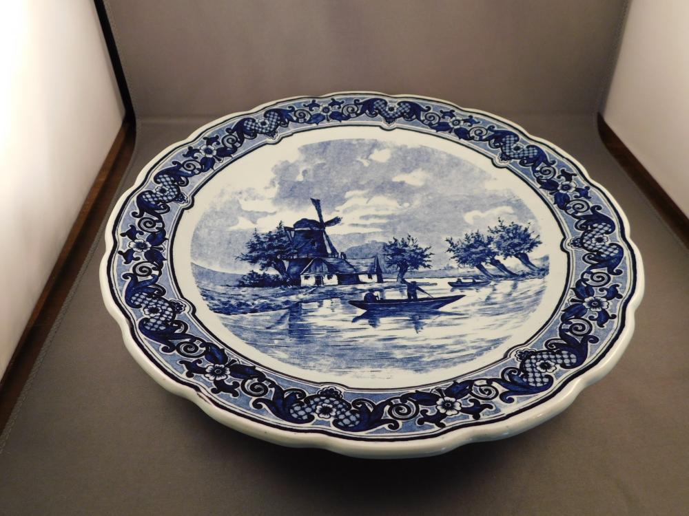 Royal Sphinx/Delft Charger (1 of 2)