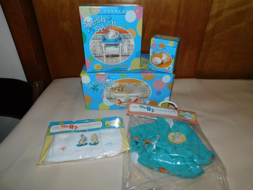 Lot of Muffy VanderBear Splish Splash Collection (1 of 3)