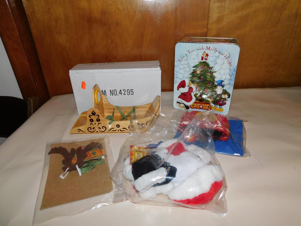 Lot of Muffy VanderBear Santa's Workshop Collection (1 of 5)