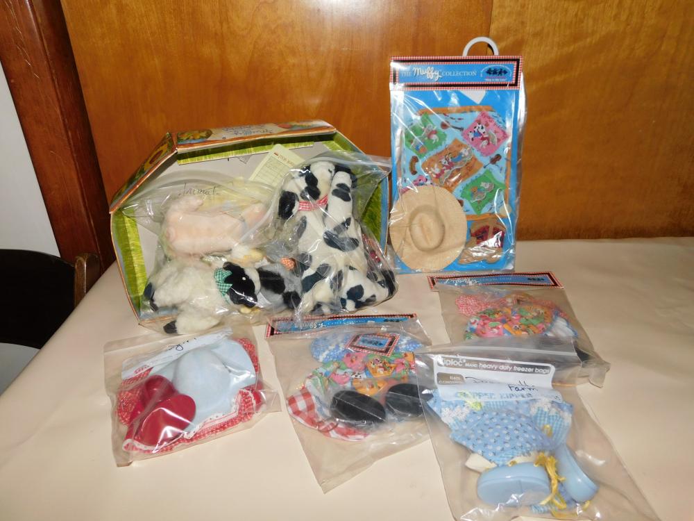 Muffy VanderBear (1 of 6)