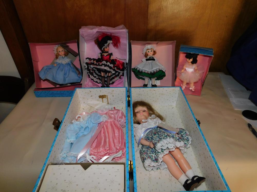Lot of 5 Madame Alexander Dolls (1 of 5)