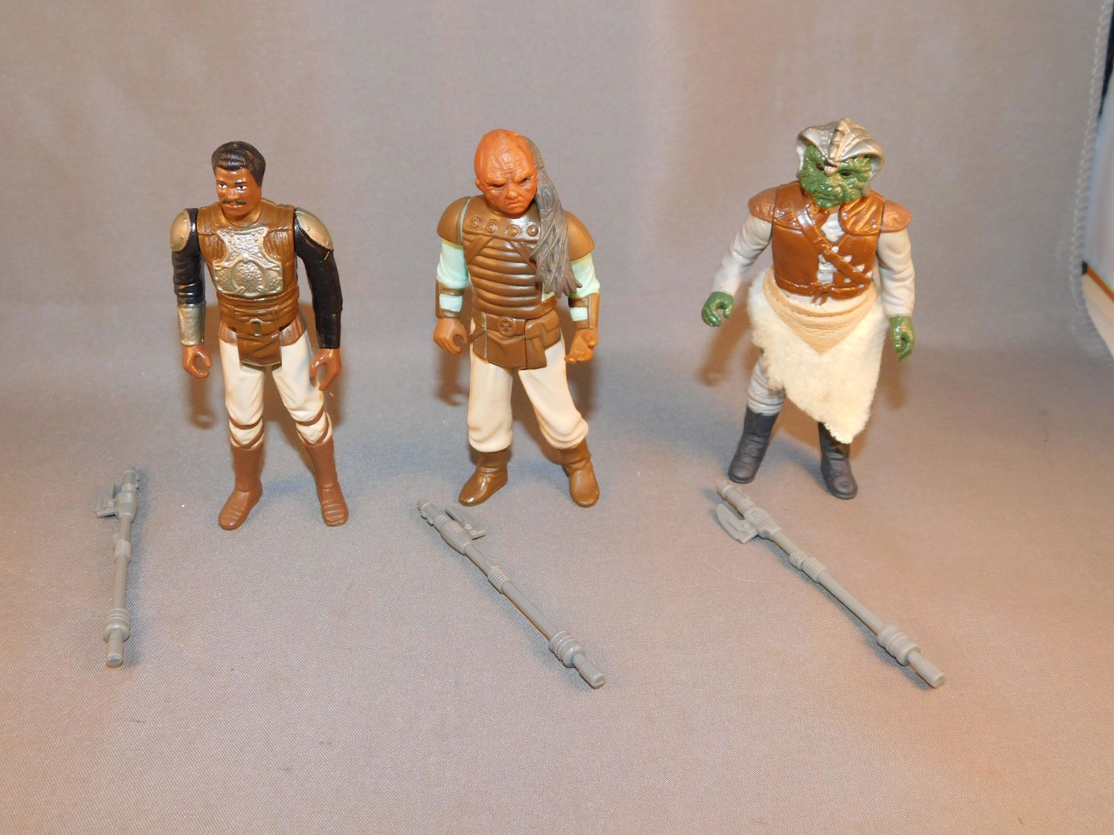 Lot of 3 Vintage Star Wars Figures (1 of 2)