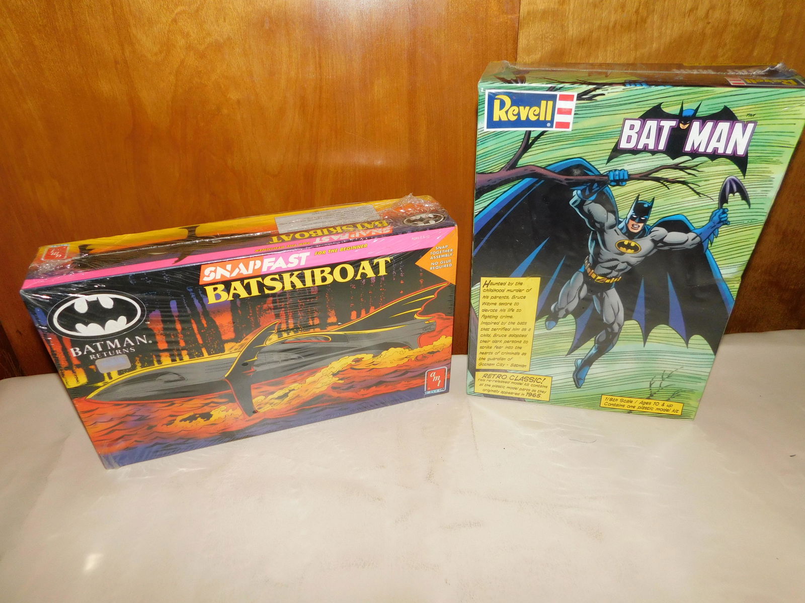 2 Batman Model Kits (1 of 3)