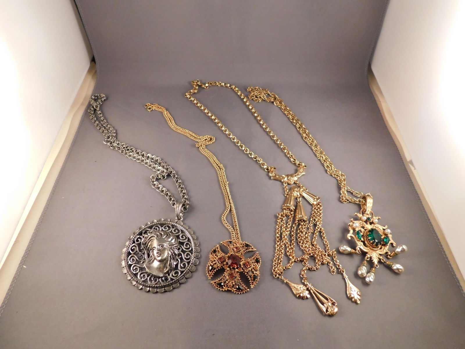Lot of 4 Designer Necklaces (1 of 6)
