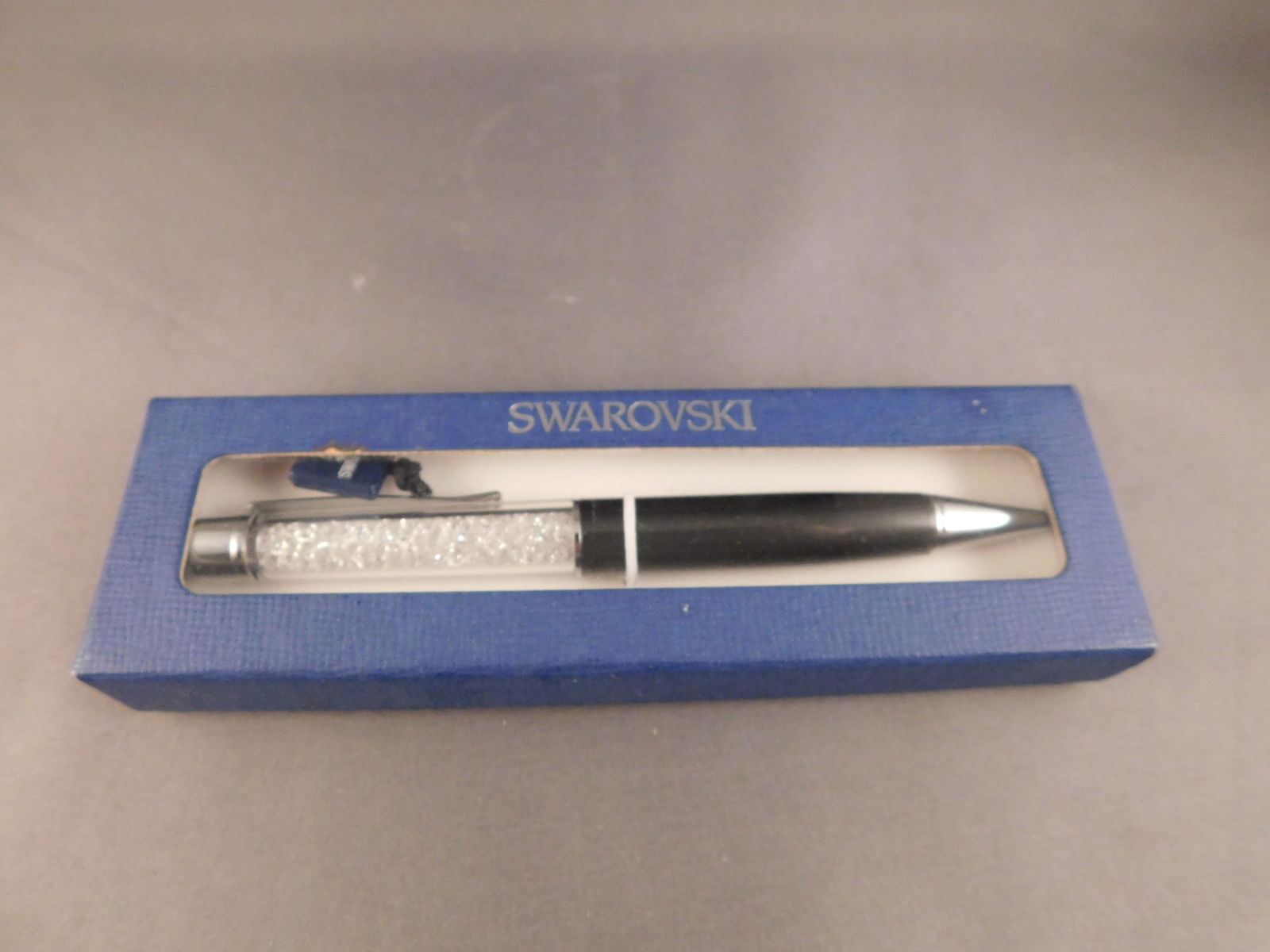 Swarovski Pen (1 of 3)