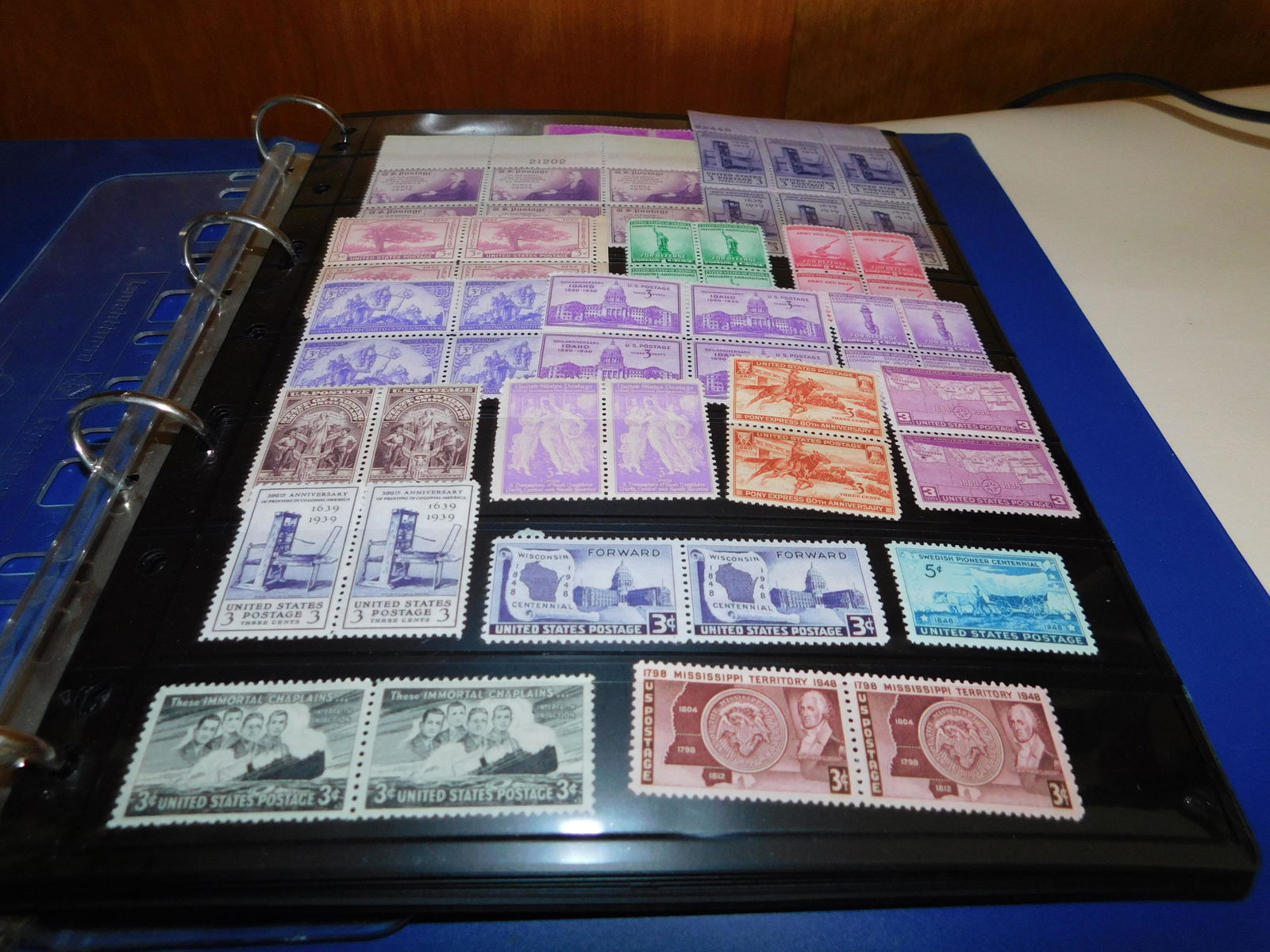 Lot of US Stamps (1 of 15)