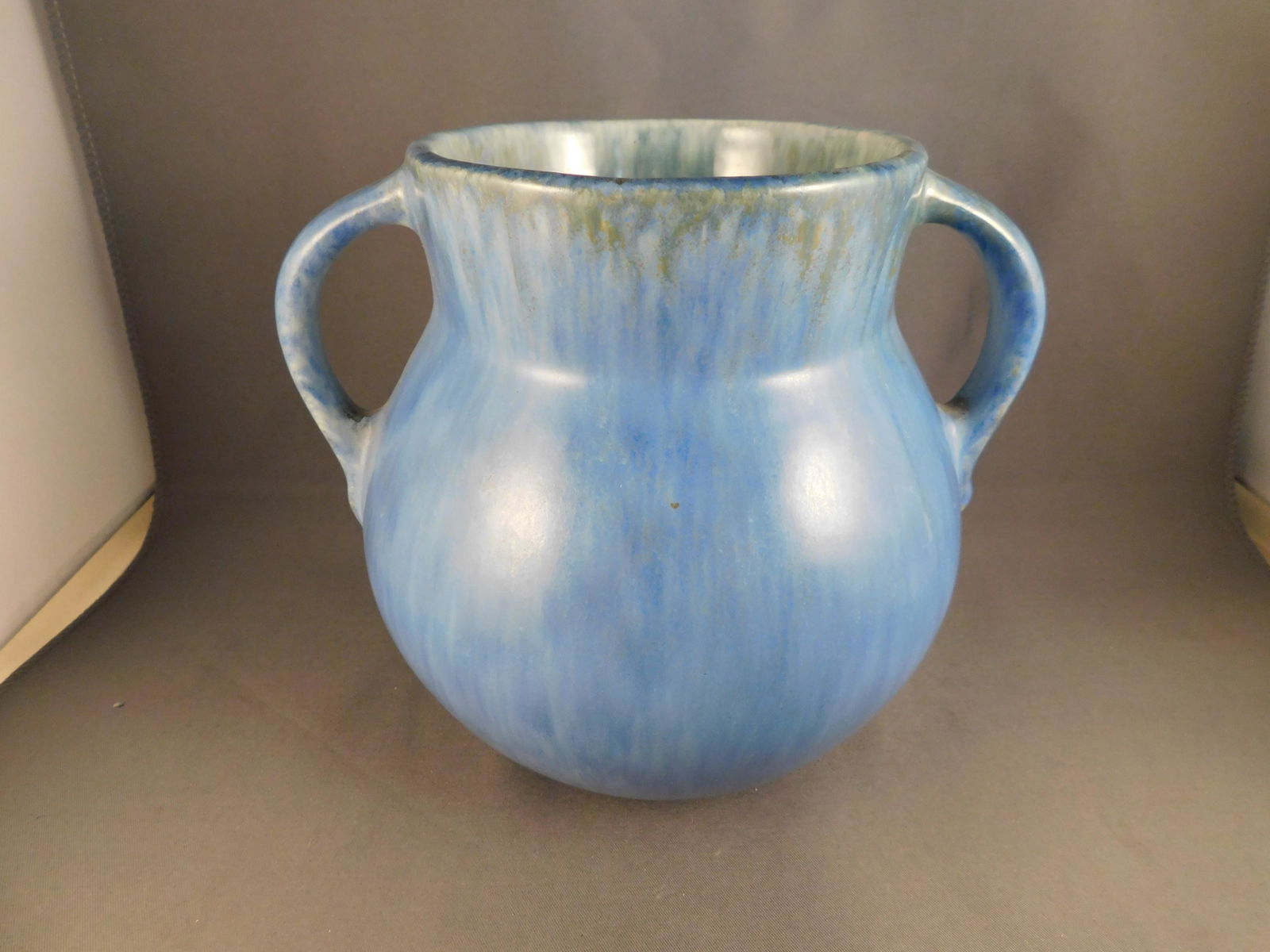 Roseville Double Handled Vase (1 of 4)