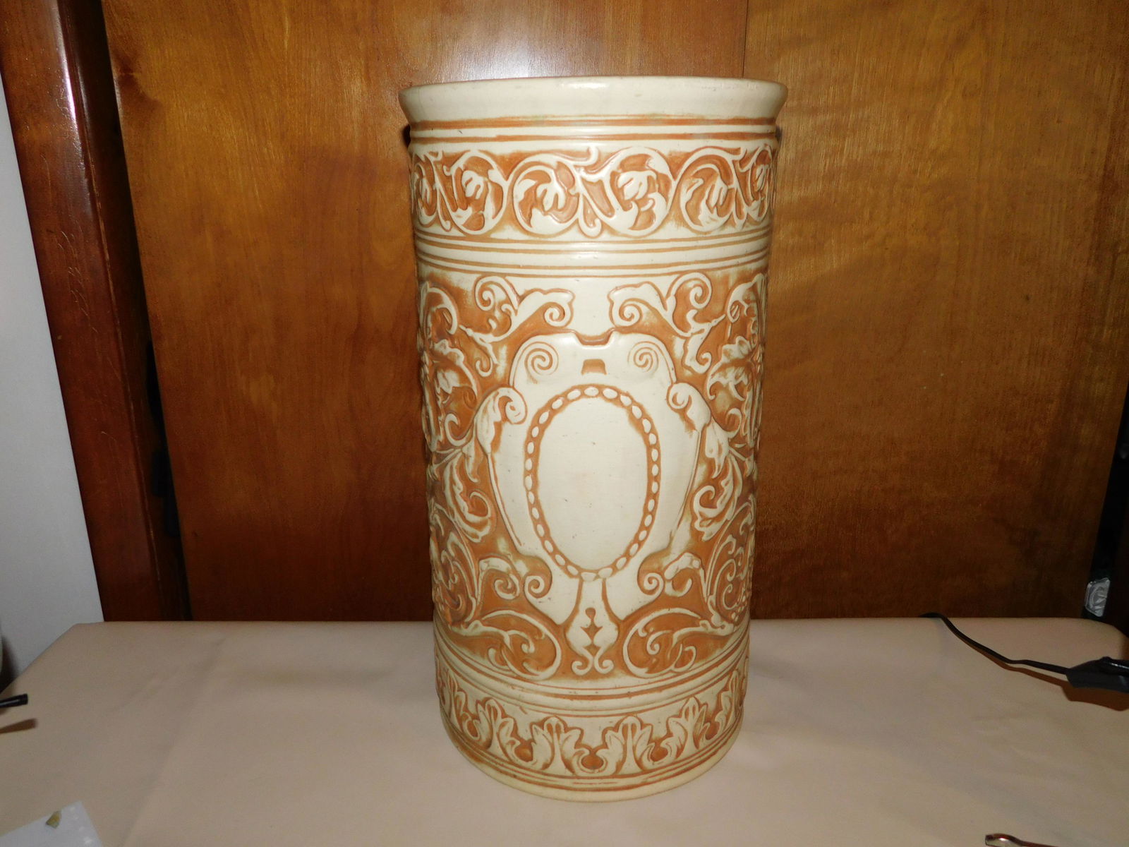 Art Pottery Umbrella Stand (1 of 6)