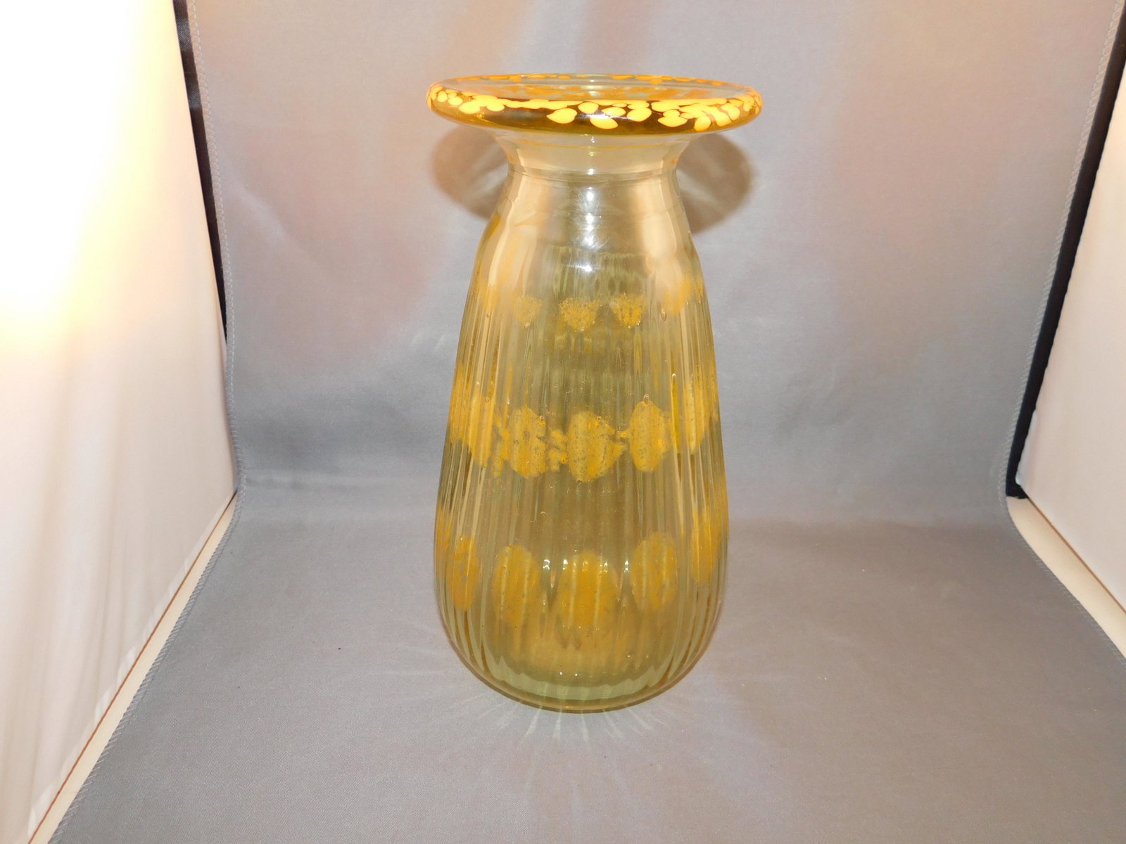 Art Glass Vase: Art glass tall vase. Signed - appears to be Alex Gillmidia, 2009. Measures approx. 8 1/2" tall x 5" wide. You are bidding at a live sale. Please read the terms and conditions. We are offering no conta