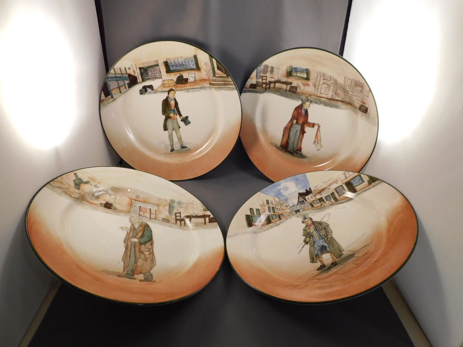 4 Royal Doulton Dickens Ware Plates (1 of 9)
