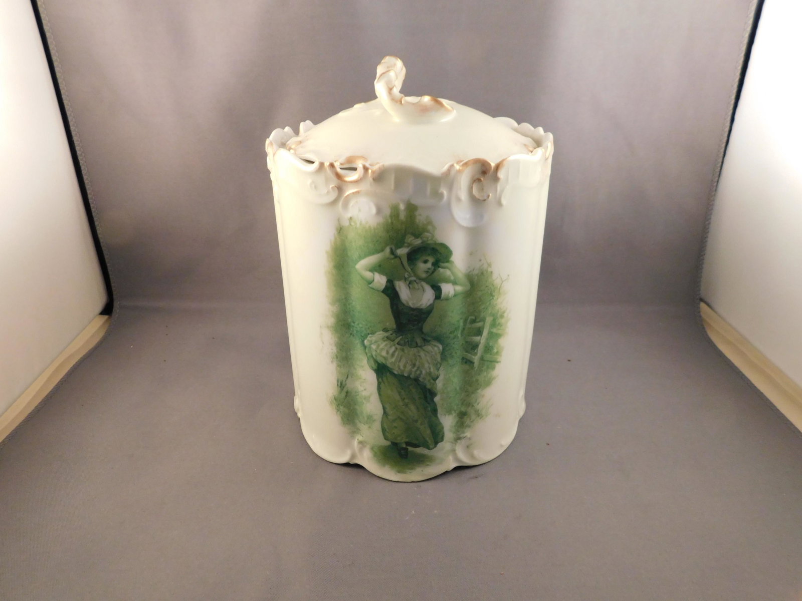 Monsnou Hand painted Covered Jar (1 of 4)