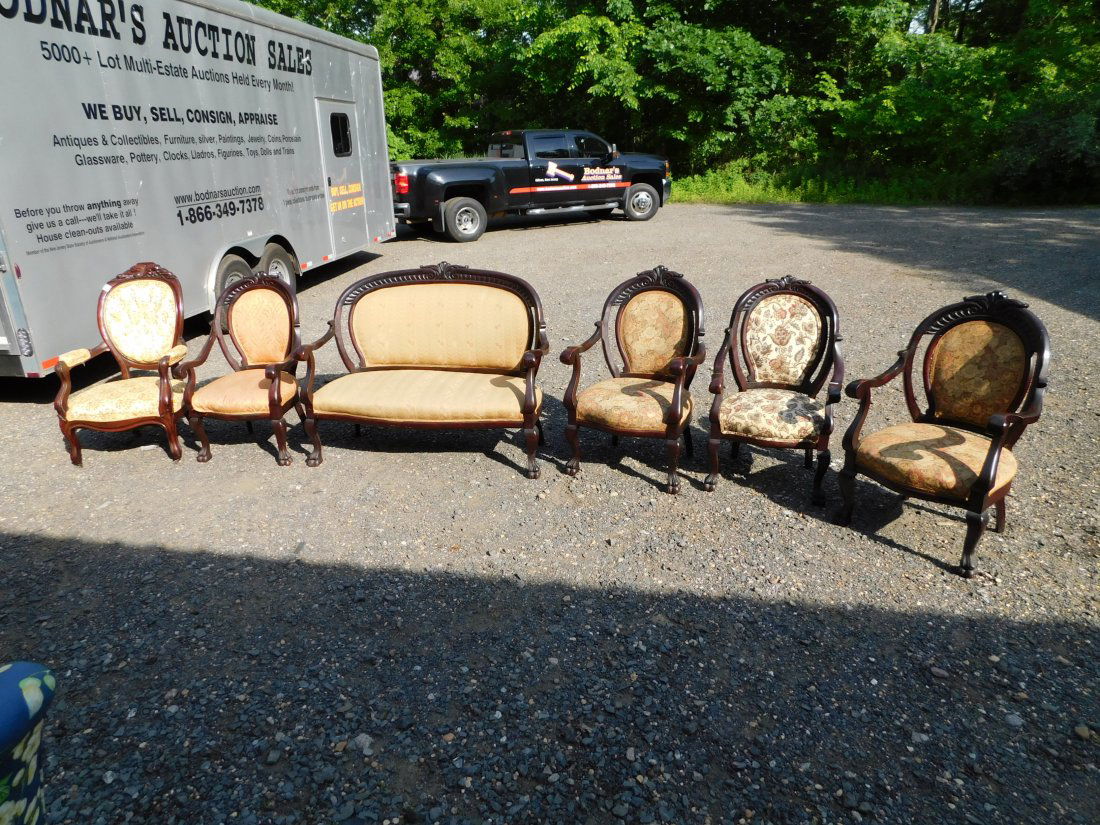 6-Piece Victorian sofa Set (1 of 4)