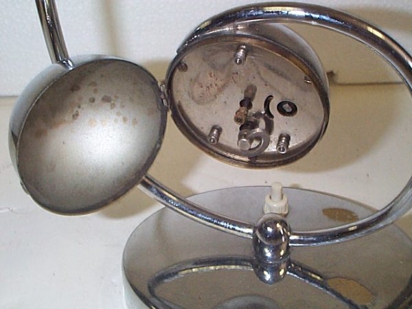 Unusual Art Deco Chrome Lamp with original wind up - 3