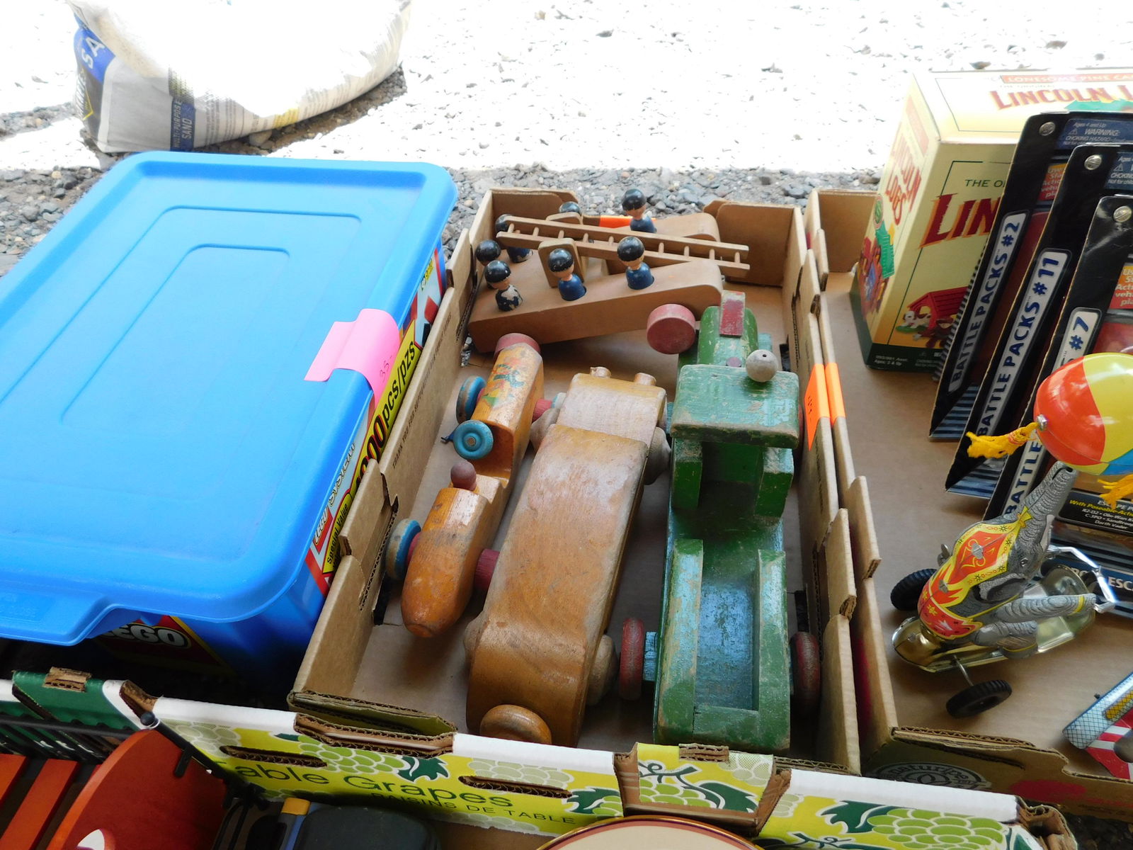 Lot of Early Wooden Toys: Lot of early wooden toys. You are bidding at a live sale. Please read the terms and conditions. This sale will be broadcast live on sale day with full descriptions of each lot being sold, as well as v