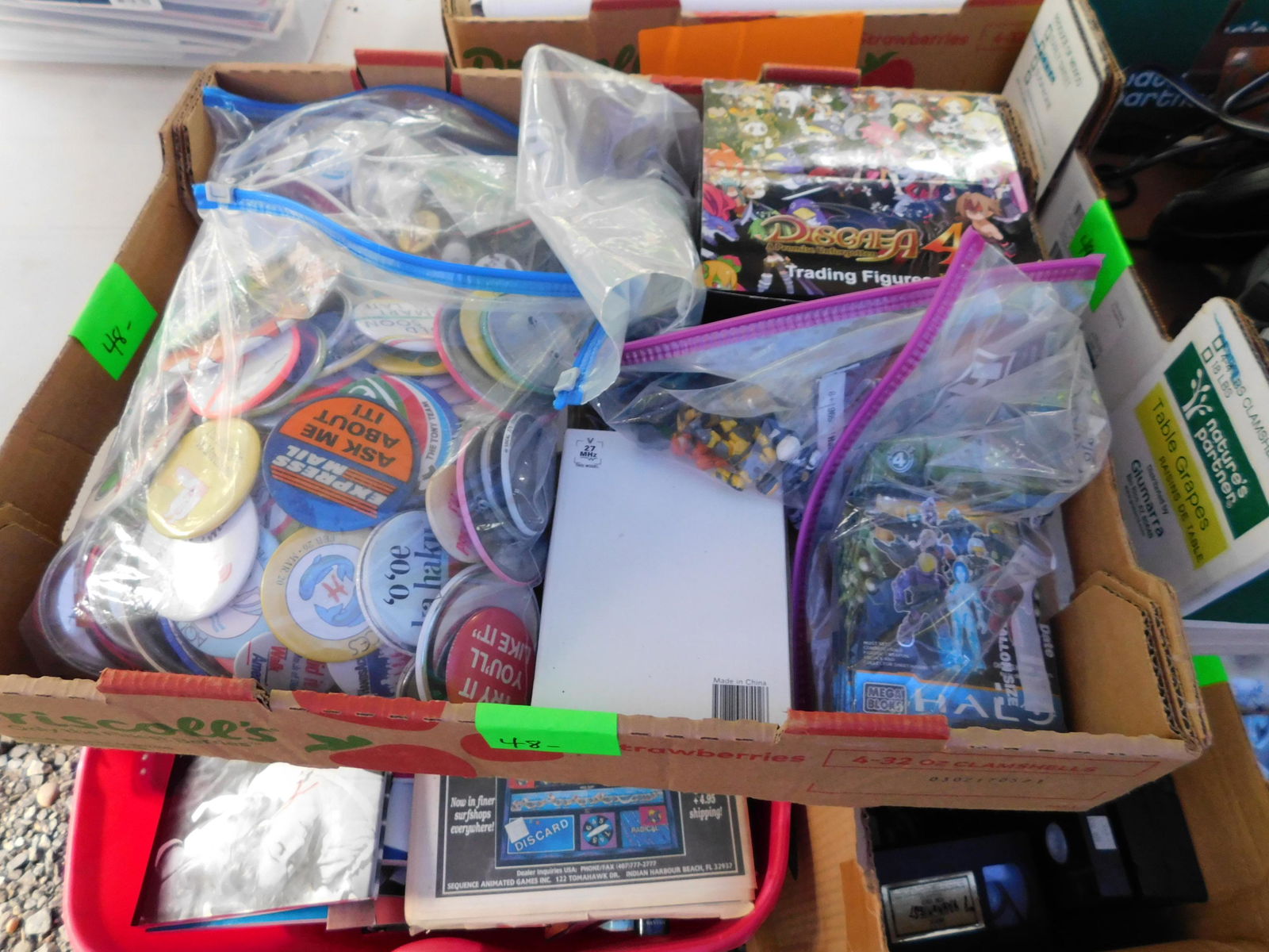 Pins, Trading Figures and Action Figures (1 of 1)