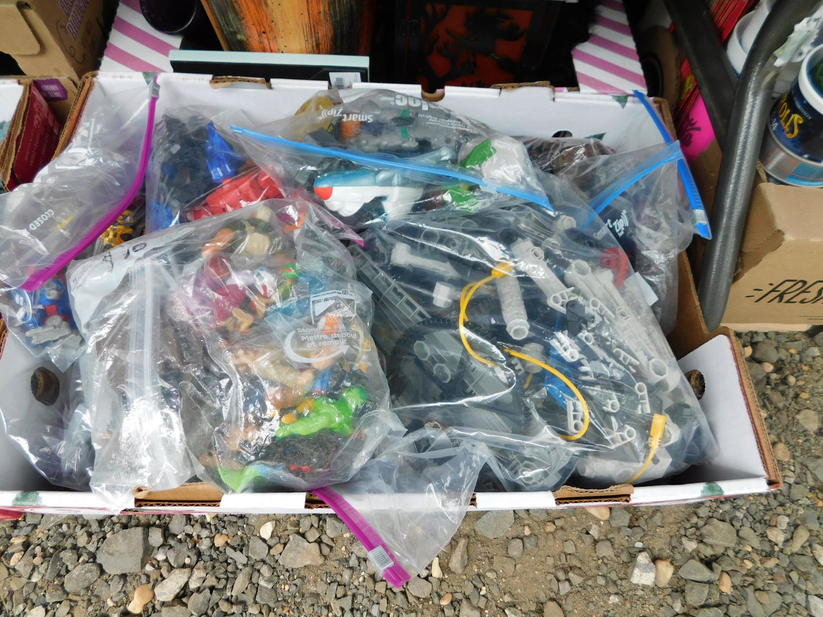 Lot of Figures and Sets: Lot of misc. figures and sets. You are bidding at a live sale. Please read the terms and conditions. This sale will be broadcast live on sale day with full descriptions of each lot being sold, as well