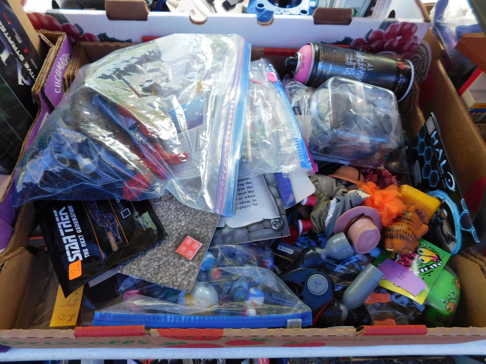 Lot of Misc. Figures (1 of 1)